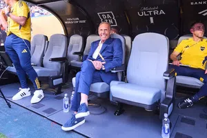 Miguel Ángel Russo, DT de Boca Juniors, permanecerá hospitalizado por su infección