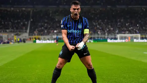 ¡De la mano del Toro! Inter goleó sin problema a Slavia Praga en Champions League