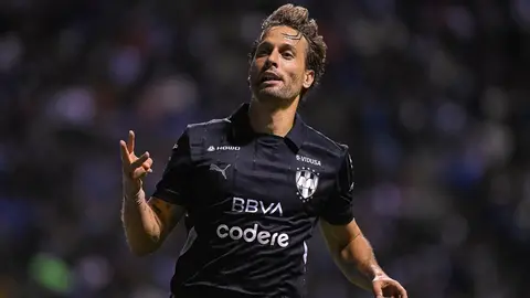 Sergio Canales sobre la Liga MX: “Lo que estoy sufriendo… me encanta”