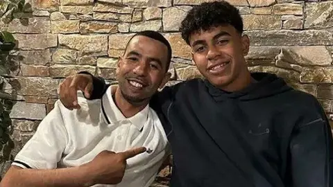 Lamine Yamal se sincera sobre el apuñalamiento a su padre ‘No me dejaron ir’
