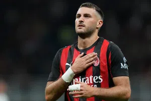 Allegri, DT del Milan, admite que se equivocó: “Santiago Giménez no merecía salir del campo”