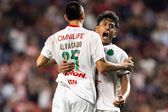 Chivas se repone de una desventaja de tres goles y le saca el empate a los Xolos en la frontera