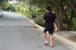 ¡Insólito! Ángel Correa tuvo encuentro con un oso