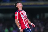 Futbolistas de Chivas que pasaron de la banca a ser pieza clave en el equipo