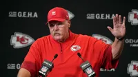Andy Reid minimiza su discusión en la banca con Travis Kelce
