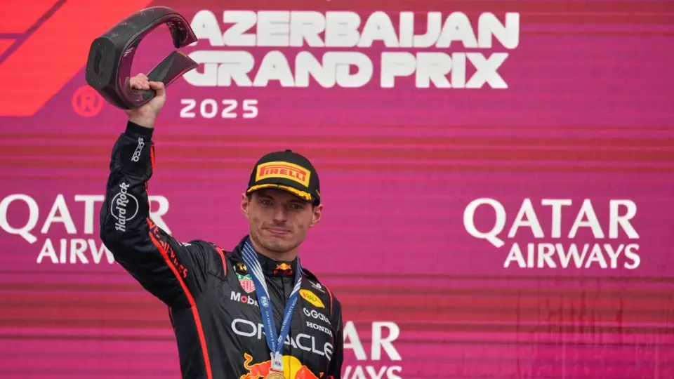 ¿Verstappen todavía puede pelear por el título? Helmut Marko da su pronóstico