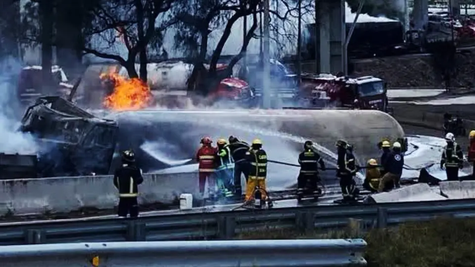 Empresa de la pipa que explotó en Iztapalapa promete pagar más: "Destinaremos recursos adicionales"