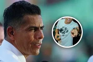 ¿Mal de amores? Oswaldo Sánchez es captado en antro 'desahogando' las penas'
