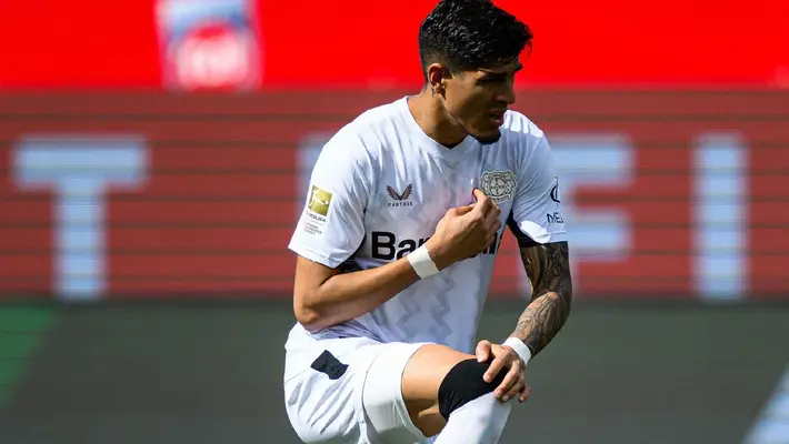 Piero Hincapié se acerca al Arsenal; clubes mantienen negociaciones