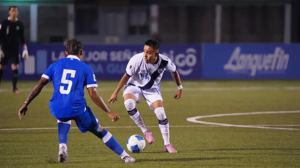 ¡Duro inicio para Tena! Guatemala cae en casa contra El Salvador en arranque de la eliminatoria
