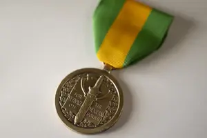 Estados Unidos crea la Medalla de Defensa Fronteriza Mexicana para militares en la frontera con México