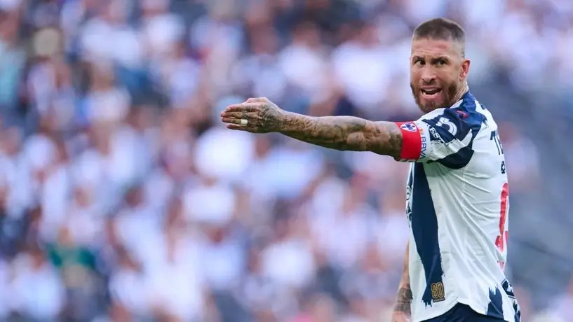 Ricardo Peláez critica aporte de Sergio Ramos a Rayados: "Vino a hacer goles y no a defender"