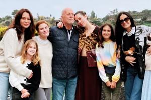 Bruce Willis ya no vive con su familia por la demencia que padece