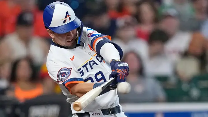 Ramón Urías comanda triunfo de Astros sobre Angelinos con un cuadrangular