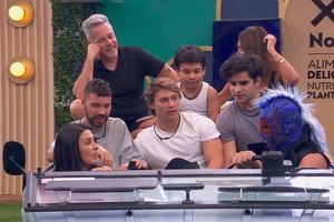 VIDEO: Escorpión Dorado entra a La Casa de los Famosos e incomoda con sus preguntas