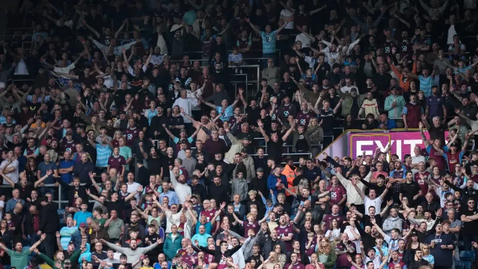 La fiebre mexicana por el Sunderland tiene competencia: Burnley levanta la mano