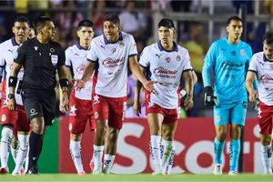 "Algo en Chivas está podrido": Luis García sobre el presente del Rebaño