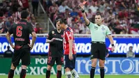Polémica en juego de Chivas: Fernando González fue expulsado ante Toluca
