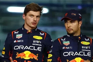 Max Verstappen 'alaba' a Checo Pérez e ilusiona a Cadillac con su llegada: "sabe como funciona"