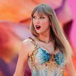Arrestan a detective privado que buscaba a Taylor Swift en casa de Travis Kelce