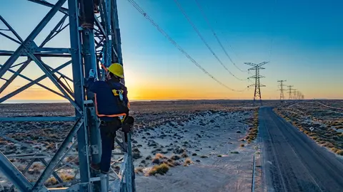 Apagón en el sureste: CFE reestablece la luz a 2 millones de usuarios