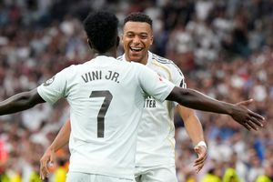 Real Madrid, venció al Espanyol, mantiene el invicto y se aleja del FC Barcelona en el arranque de LaLiga