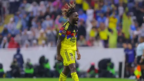 ¡Aprende rápido! Saint-Maximin ya se burla de Cruz Azul tras debutar con América