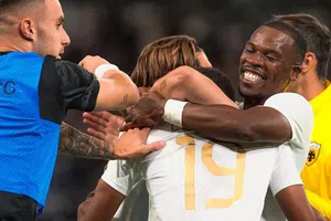 Anderlecht y AEK empatan en la Conference League; Orbelín Pineda y Chino Huerta tuvieron minutos