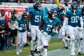 Jacksonville Jaguars cumplen con las expectativas y vencen a Carolina