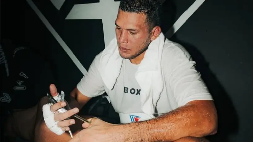 ‘Definitivamente me tiene miedo’ David Benavidez sobre Canelo Álvarez