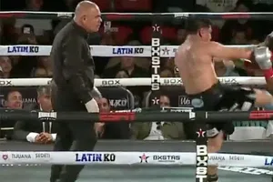 La polémica estalló: Tashiro Fierro propina una patada a Bombi Cordero y es descalificado en Tijuana