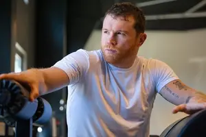 ¿Canelo Álvarez se retira tras enfrentar a Terence Crawford? El mexicano sorprende con su declaración
