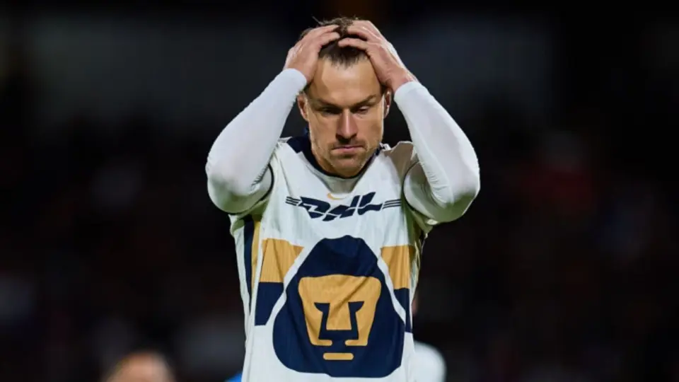 Aaron Ramsey no podrá estar disponible para el duelo entre Pumas y Chivas