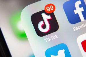 TikTok 2025: Así funcionan las notas de y galerías de fotos en chats