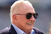 Jerry Jones envía mensaje a Micah Parsons antes de su esperado regreso a Dallas