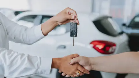 ¿Vas a comprar un auto por internet? La CDMX te protege con módulos “Compra Segura”