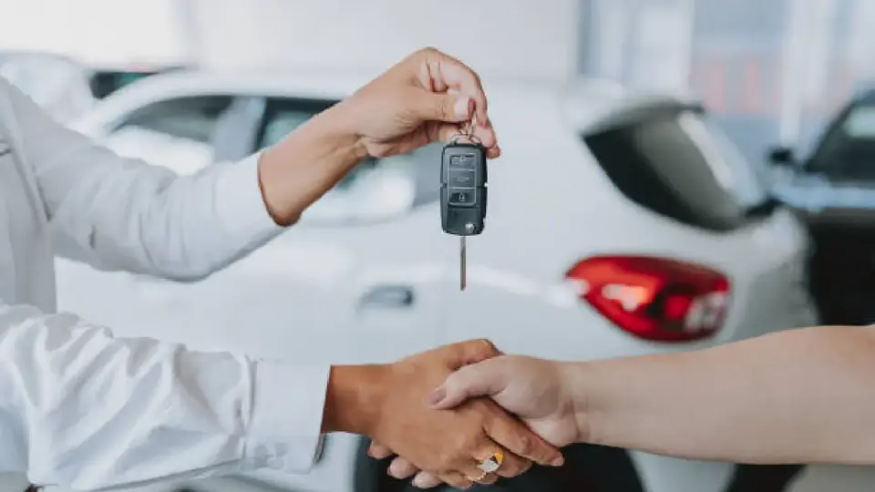 ¿Vas a comprar un auto por internet? La CDMX te protege con módulos “Compra Segura”