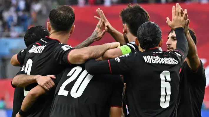 Georgia golea a Bulgaria en casa y mantiene esperanzas de Mundial
