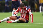 ¡No eres defensa! La increíble falla de Chicharito Hernández en la derrota de Chivas