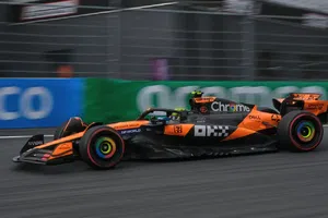 Lando Norris lidera accidentadas Prácticas Libres en el Gran Premio de Países Bajos