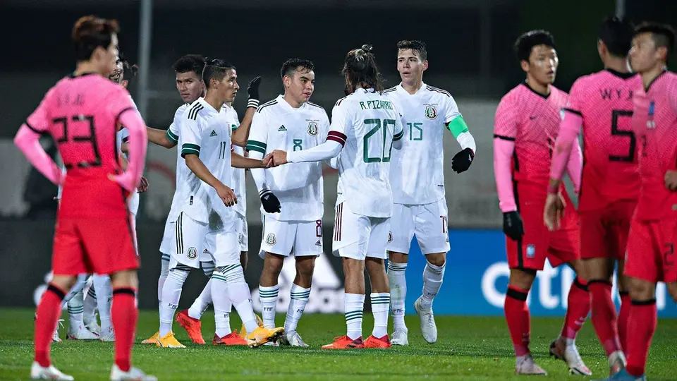¿Cuál es el registro de ganados y perdidos de la Selección Mexicana vs selecciones asiáticas?
