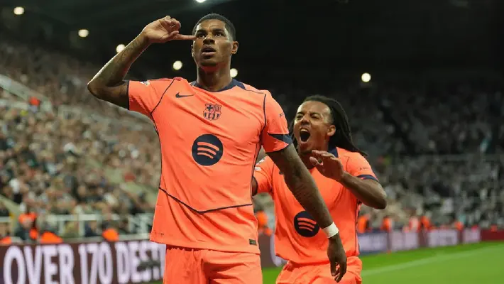 Marcus Rashford da victoria al Barcelona en debut en Champions League ante Newcastle