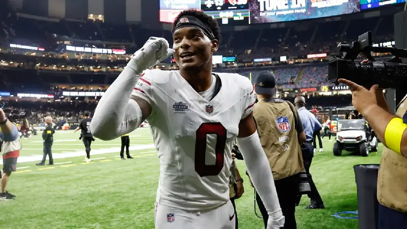Arizona, sin problemas, supera 20-13 a los Saints en su primer partido de la temporada