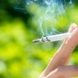 Fumar aumenta el riesgo de diabetes tipo 2 en todos sus subtipos, revela estudio
