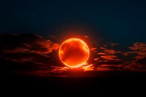 La Luna de Sangre se acerca: rituales para recargarte de energía y cerrar ciclos