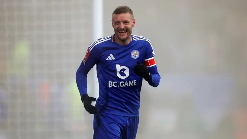 ¡Acuerdo cerrado! Jamie Vardy será jugador del Cremonese hasta 2026