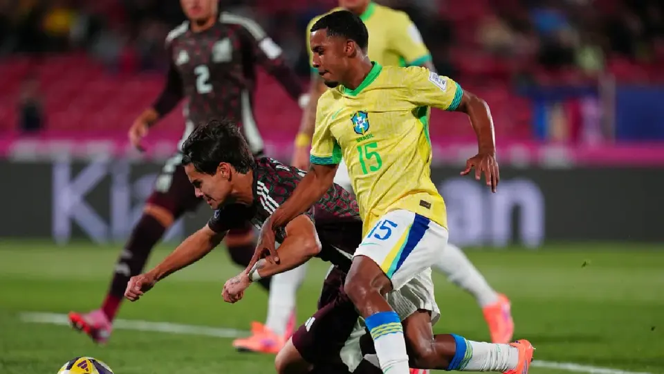Eduardo Arce sin reproches a México tras empate ante Brasil: “Nunca bajaron los brazos”