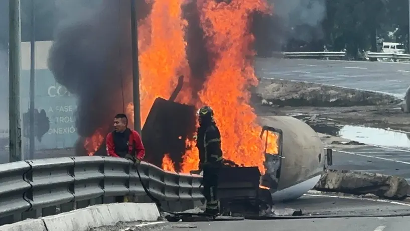 ¿El chofer ya habló? Fiscalía CDMX revela dos líneas de investigación por explosión de pipa