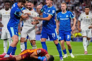 Dani Carvajal se disculpa por incidente en Champions League con Gerónimo Rulli