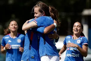 Cruz Azul vuelve a la victoria en Liga MX Femenil tras golear a Puebla